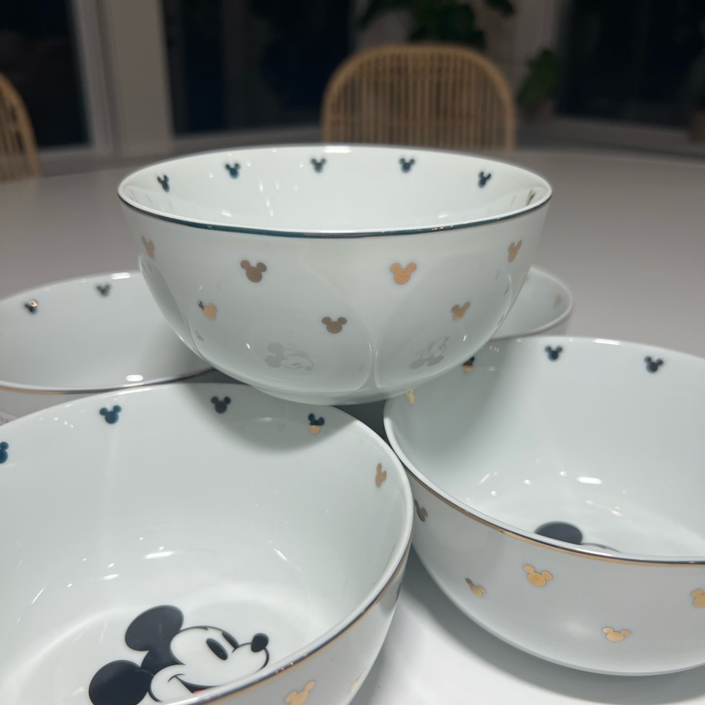 NEW! Disney Mickey Mouse Classic Gold Elegant Cereal Bowl 5.5” Gold Ears and Rim